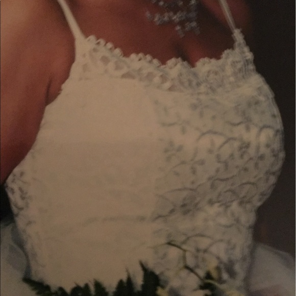 Gown - Picture 2 of 7